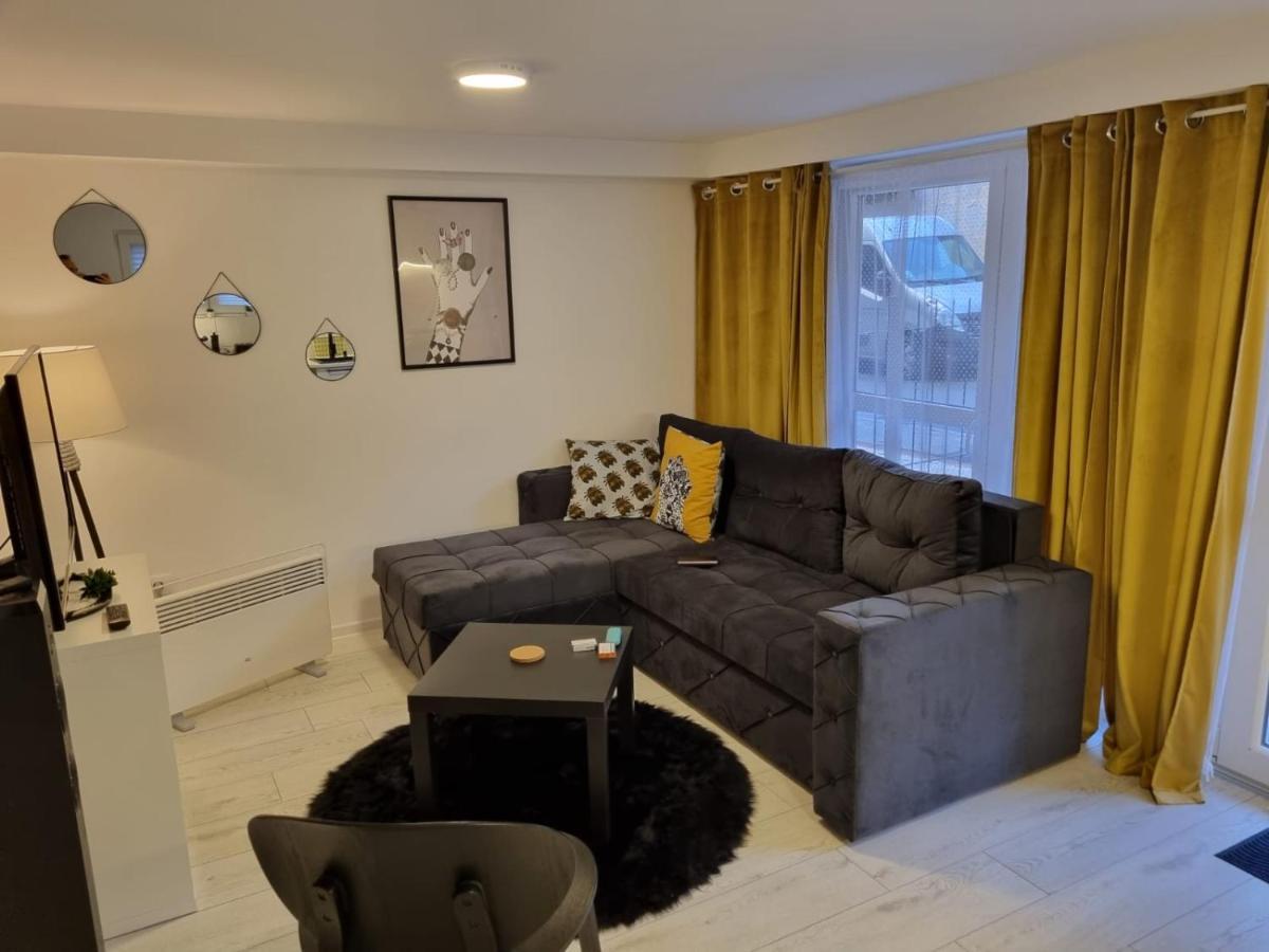 Bowler Hat Apartment Belgrad Exterior foto